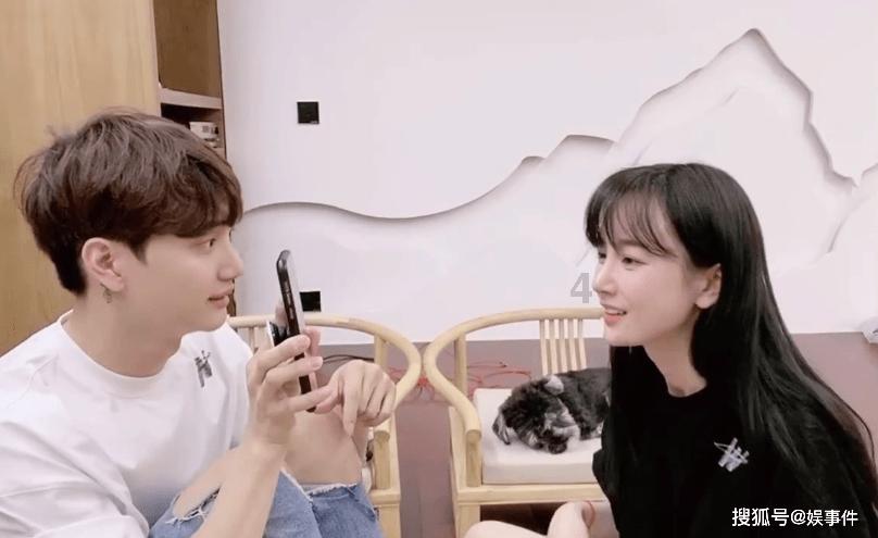 理查德告别蓉城:总有一天会回到成都,你们要带我去看熊猫