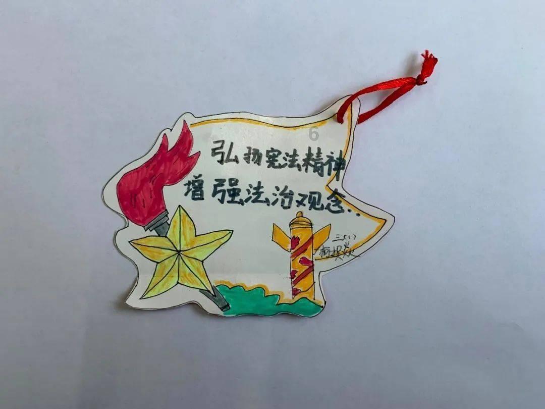 “最长春节档”影片定价成考验:《热辣滚烫》等8部电影定档